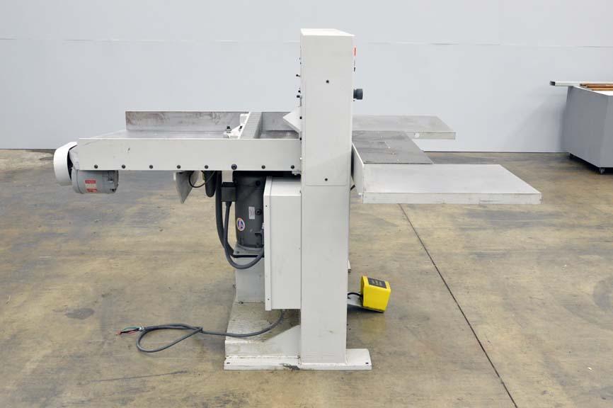 Lot 26 1995 ProCut 320 MPS 32" Programmable Paper Cutter Click Here for Video! WireBids